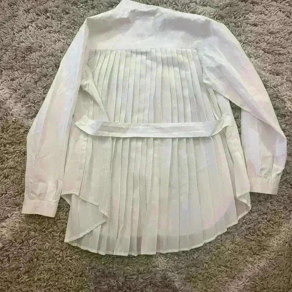 JF and Son crisp white shirt size small (J142)